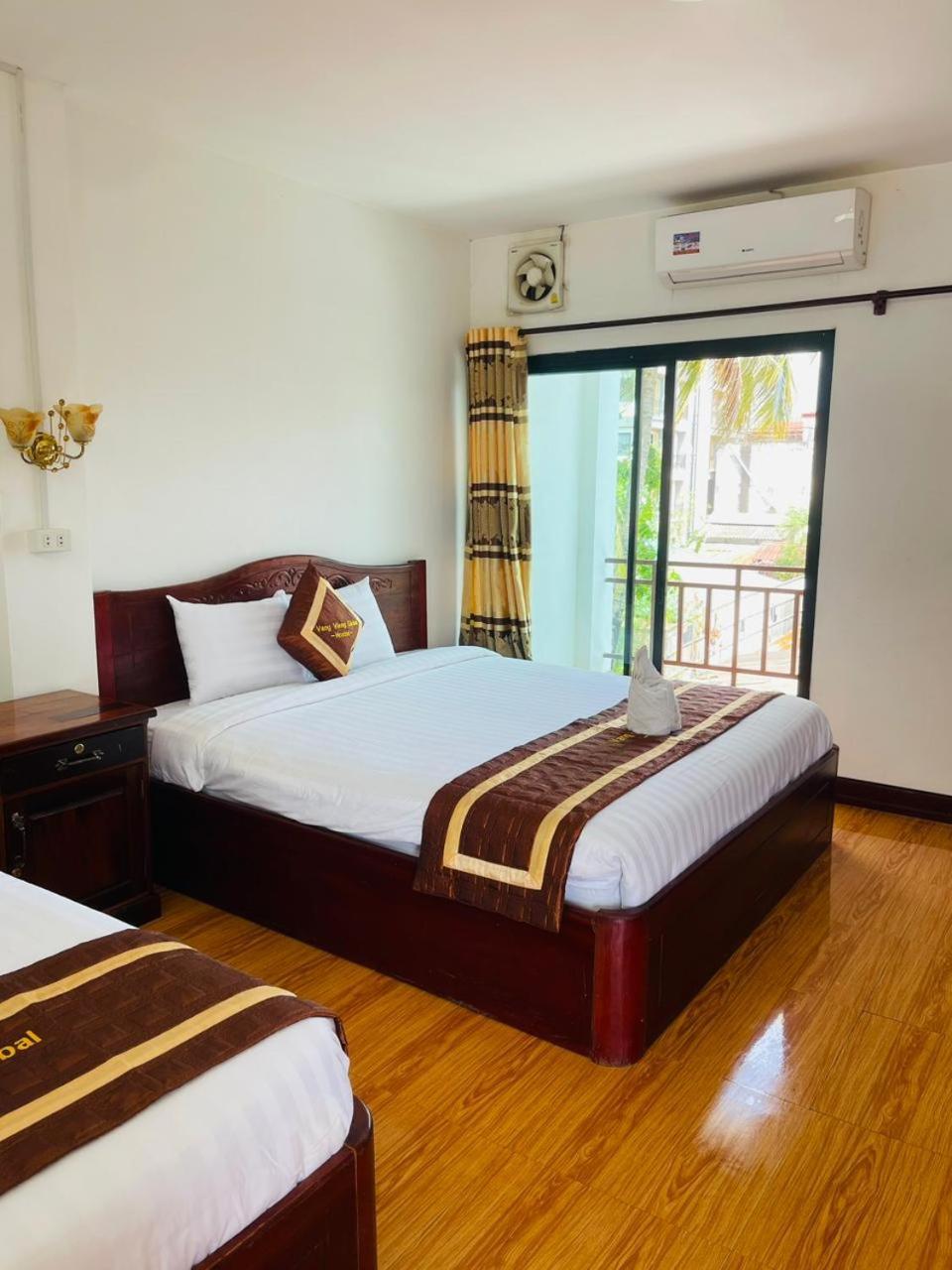 Vang Vieng Global Hostel Екстериор снимка