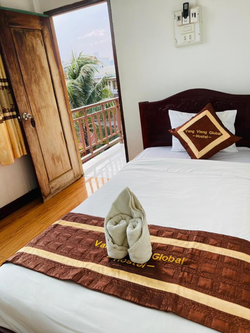 Vang Vieng Global Hostel Екстериор снимка