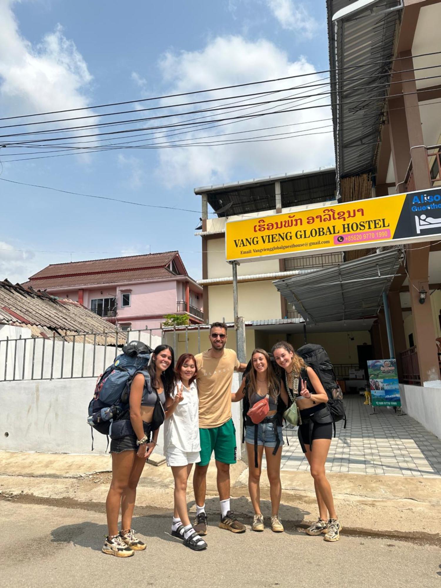 Vang Vieng Global Hostel Екстериор снимка