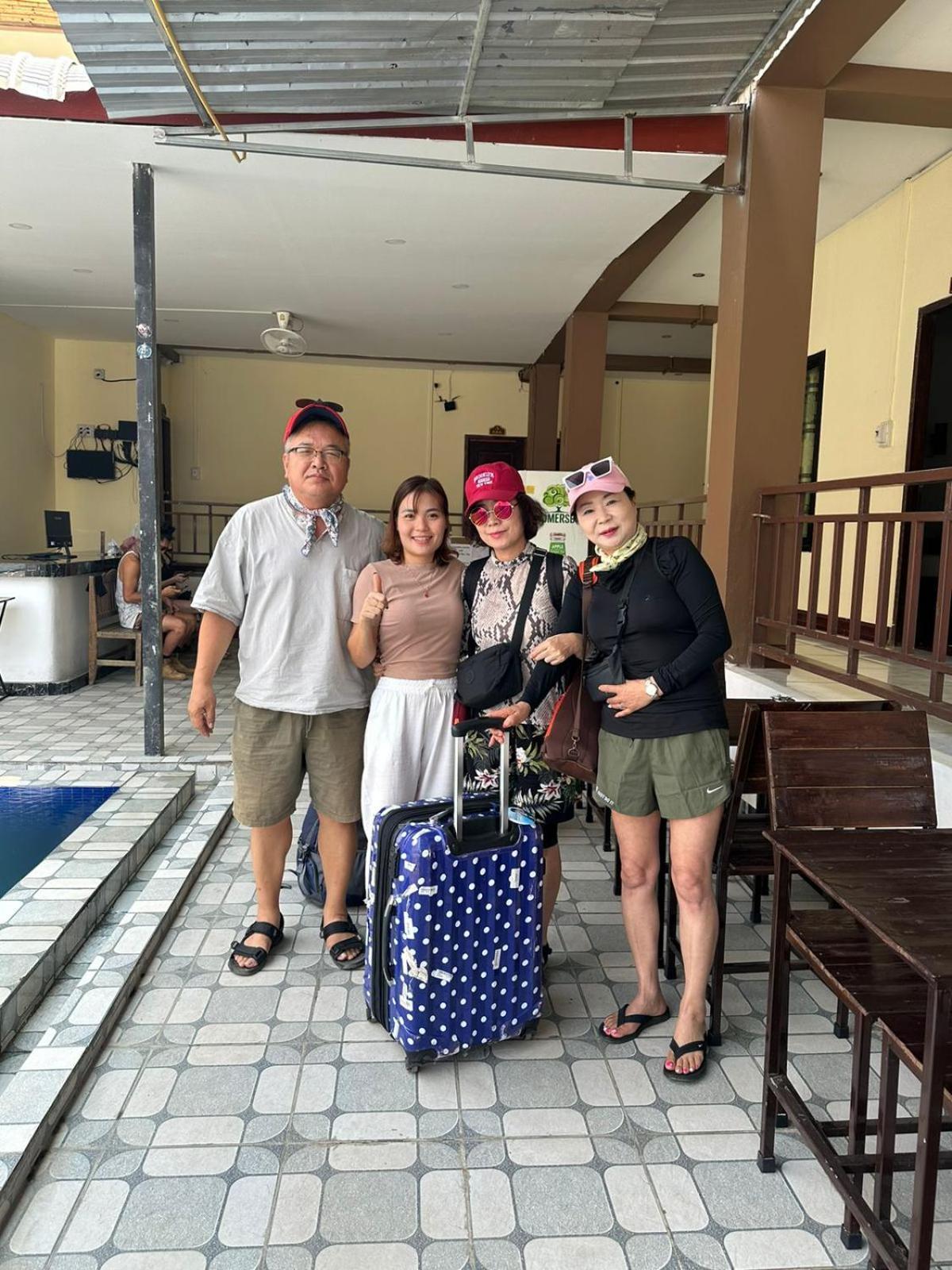 Vang Vieng Global Hostel Екстериор снимка