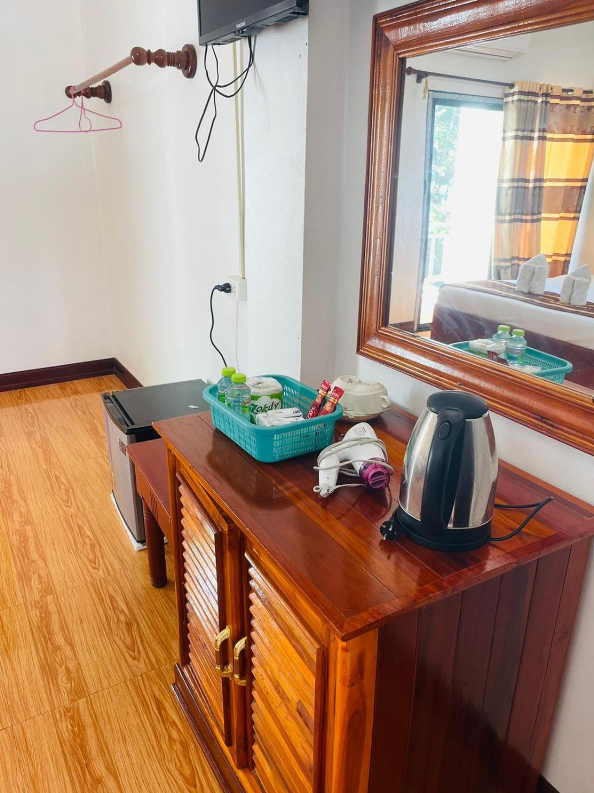 Vang Vieng Global Hostel Екстериор снимка